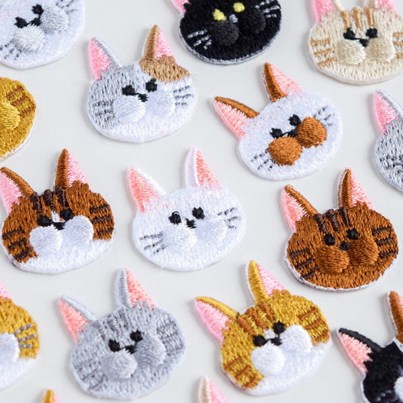 選べる猫27種！小さな刺繍ステッカー&アイロンワッペン アップリケ ねこ うちの子グッズ