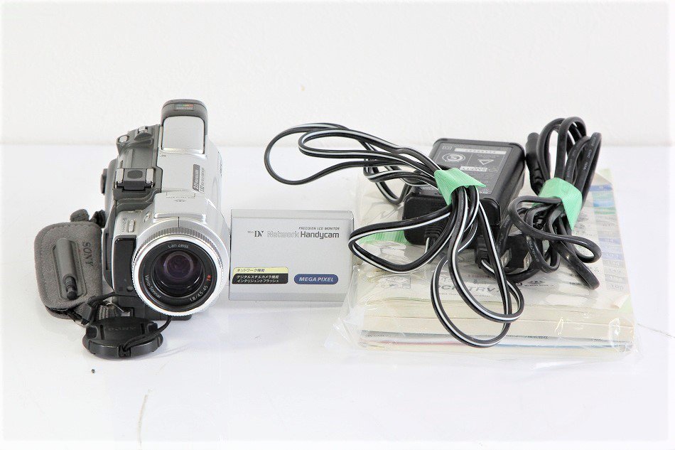 SONY miniDVビデオカメラ DCR-TRV70K 【中古品】