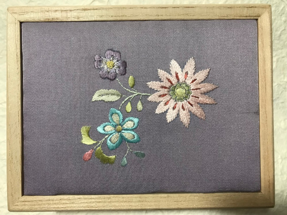 日本刺繍　小物入れ　和小物　桐箱　ヨーロッパ更紗