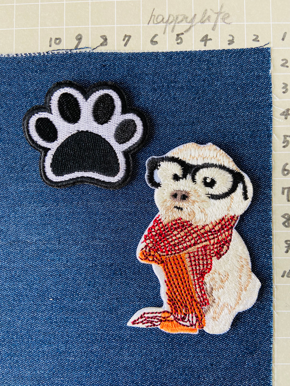 2枚入りセールワンちゃん　犬　刺繍アイロンワッペン