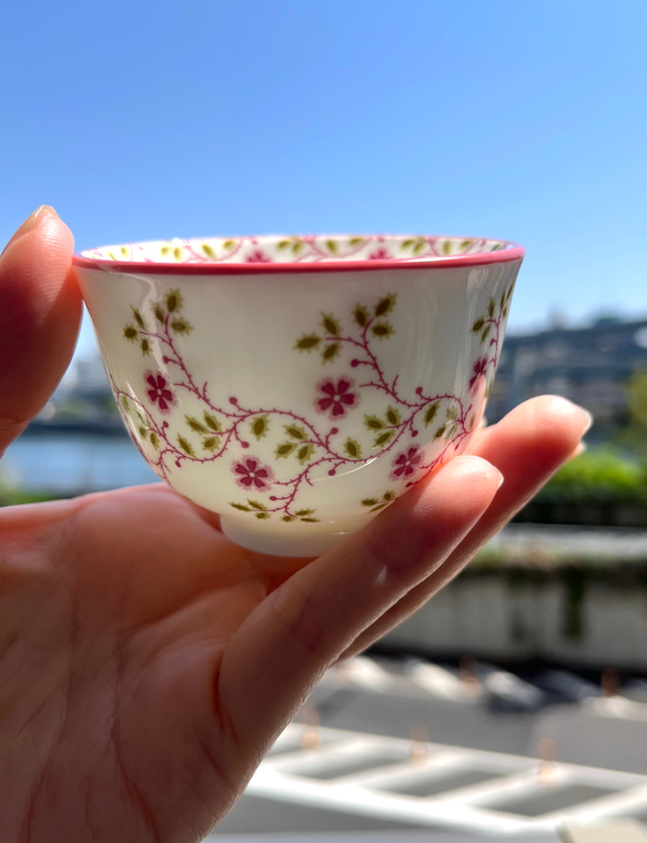 かわいい!!小花柄のカップ２個セット　茶器