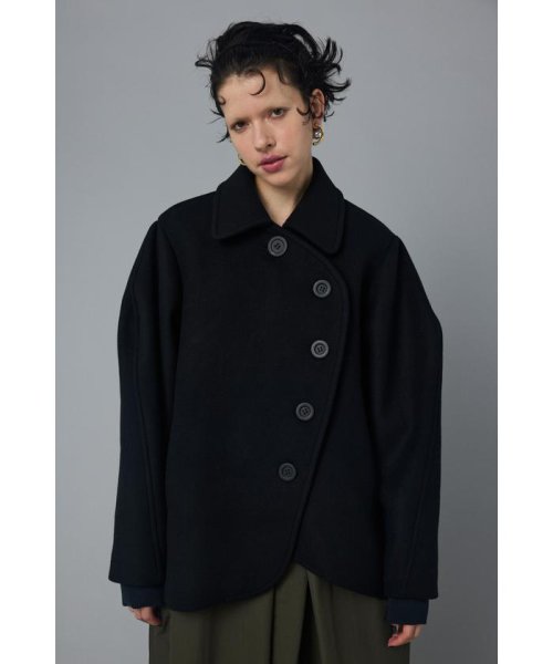 Round body wool coat