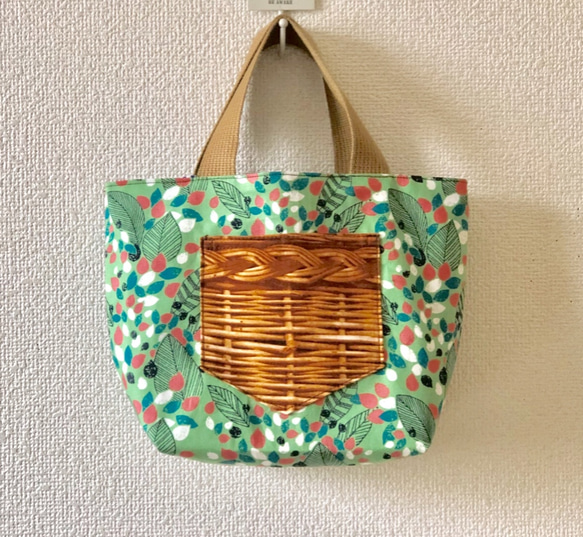 新作▽ reversible mini tote bag【leaf】