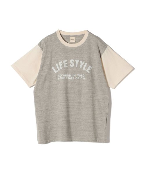 【SHIPS DAYS別注】UNDYED: プリント ショートスリーブ Tシャツ