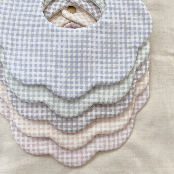 S/S gingham check gauze bib