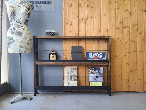 OLD SUGI MAGAZINE RACK 100　古材のマガジンラック