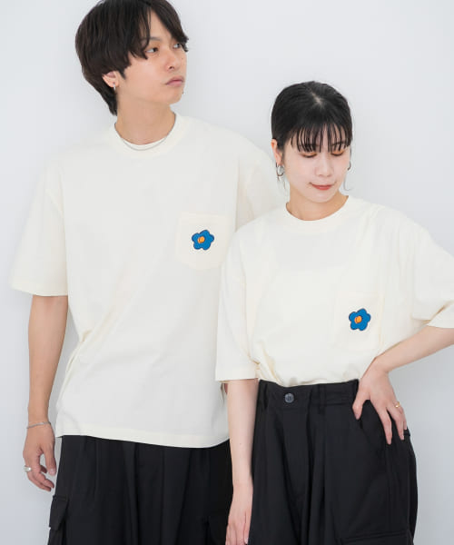 センスオブプレイス バイ アーバンリサーチ/『ユニセックス』ポップアートフラワーグラフィックTシャ･･･