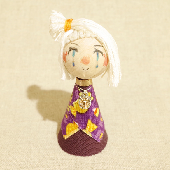 nollen kokeshi