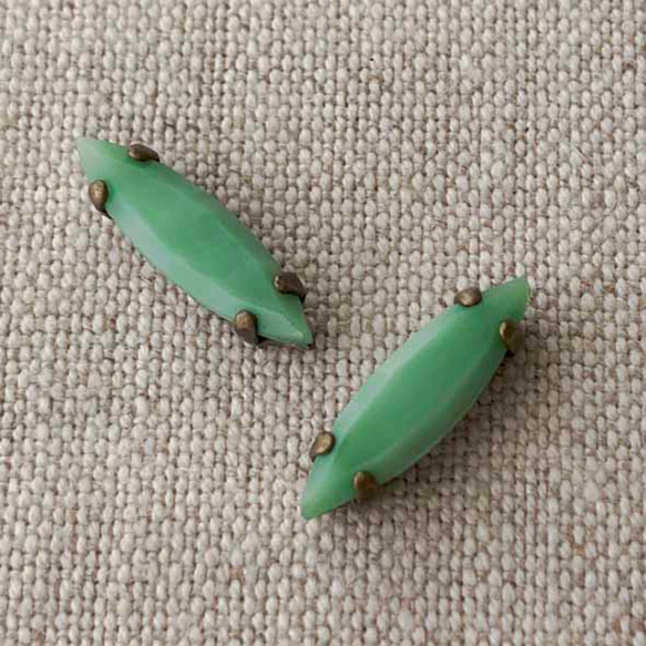 Sew-on Glass Navette 15x4mm [GOS-022]＊2個＊Vintage＊縫付用