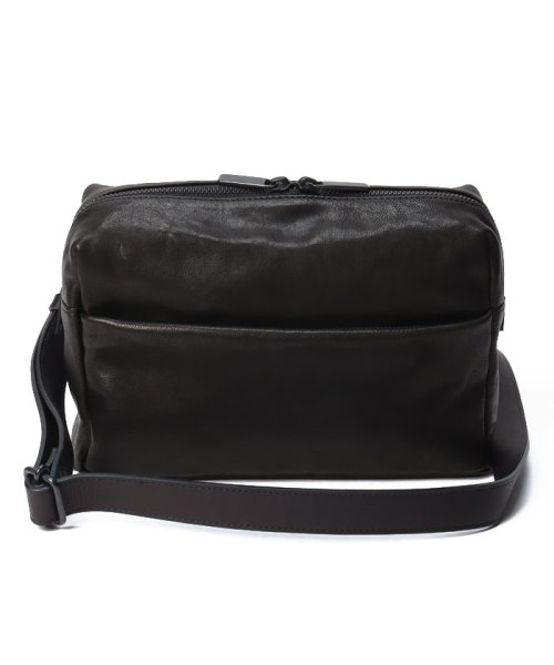 Leather shoulder bag tofu