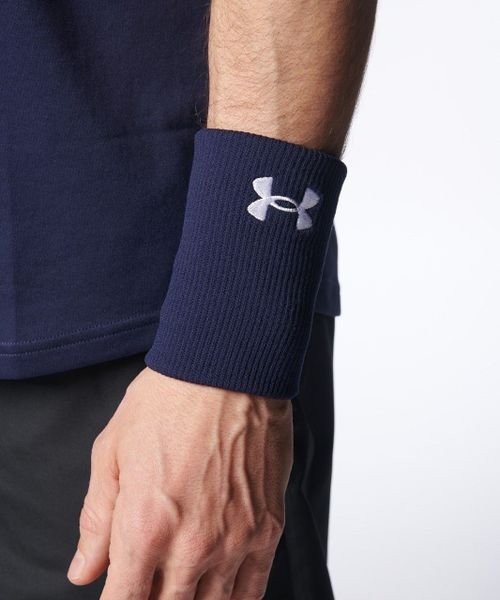 UA KNIT WRISTBAND