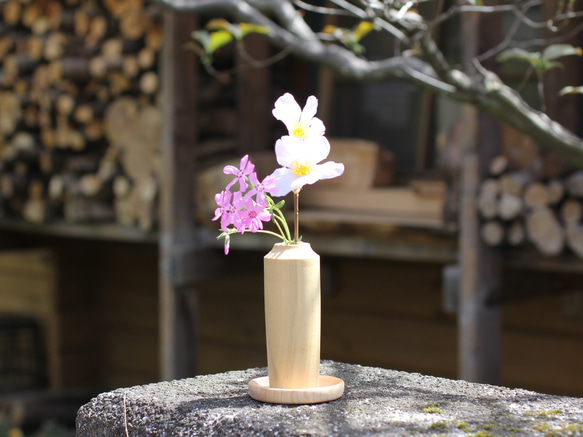 一輪挿しと木の花のセット