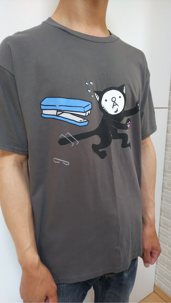 キグルミネコのTシャツ