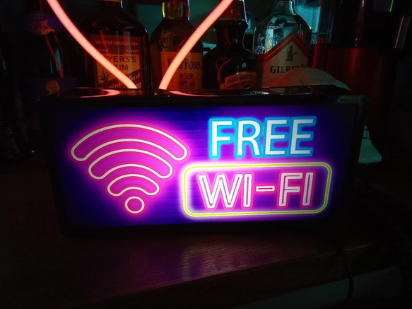 フリー Wi-Fi FREE 電波フリー エリア サイン 看板 置物 雑貨 LED2wayライトBOX