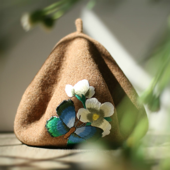 蝶と花の刺繍ベレー帽 キャメルブラウン #キャメル 【キャップ色変更可】 毛90%ベレー/ペインターハット/ハット/ベレー帽