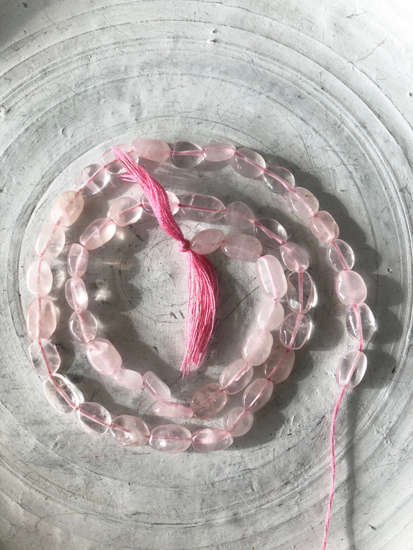 【値下げ】Rose quartz beads 1連