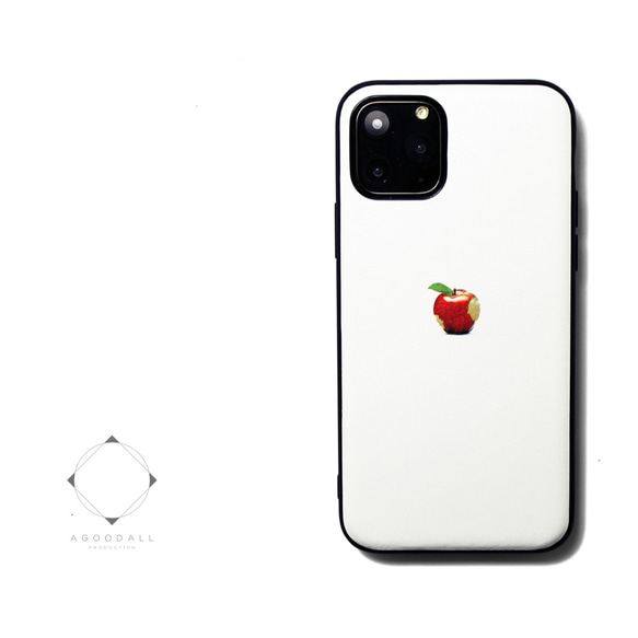 【iPhone15/14pro/13/13mini/12/11~】レザーケースカバー（オフホワイト）赤リンゴ　シンプル