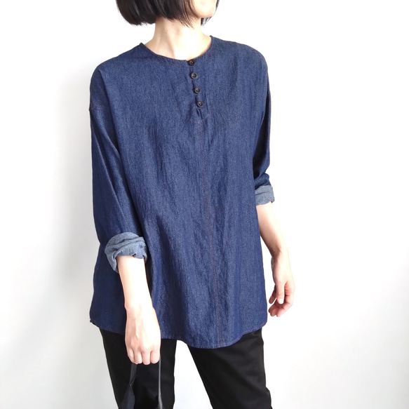 再販！× 8  やわらかなワンウォッシュデニムのシャツトップ  indigo blue