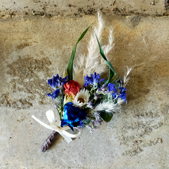 Dried flowers corsage