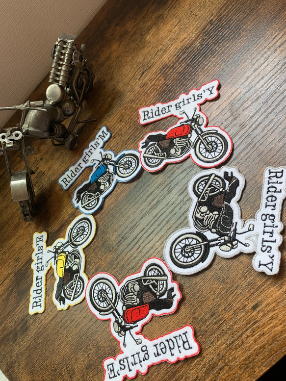 バイク好きさん必見！！　名前入りで刺繍します！　バイク型アイロンワッペン♪