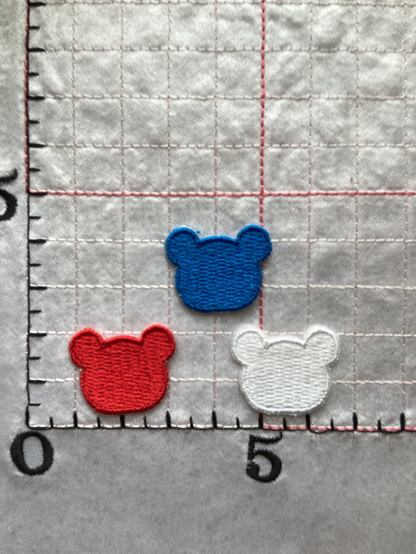 くま刺繍アイロンワッペン　3枚