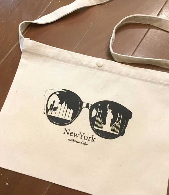 サコッシュ　NewYork