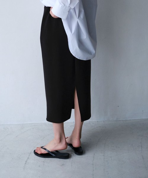 STRETCH NARROW SKIRT