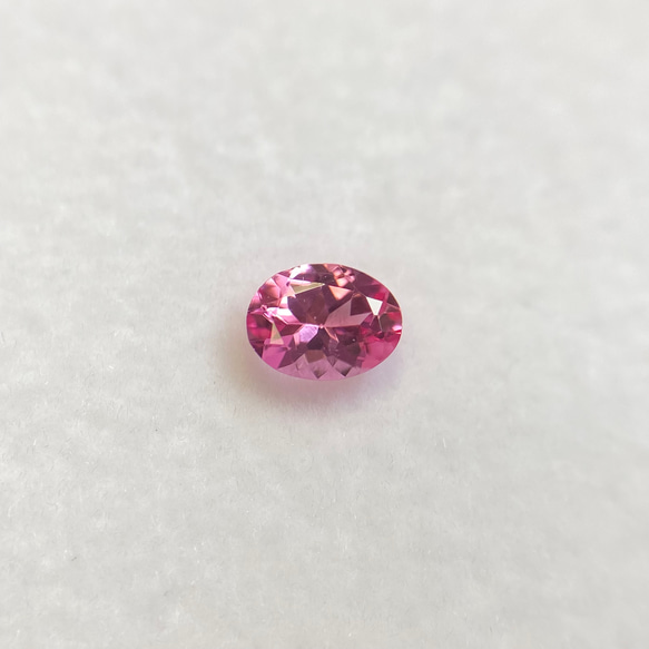 【お盆セール開催中】ピンクスピネル ルース 0.17ct タンザニア産 蛍光有