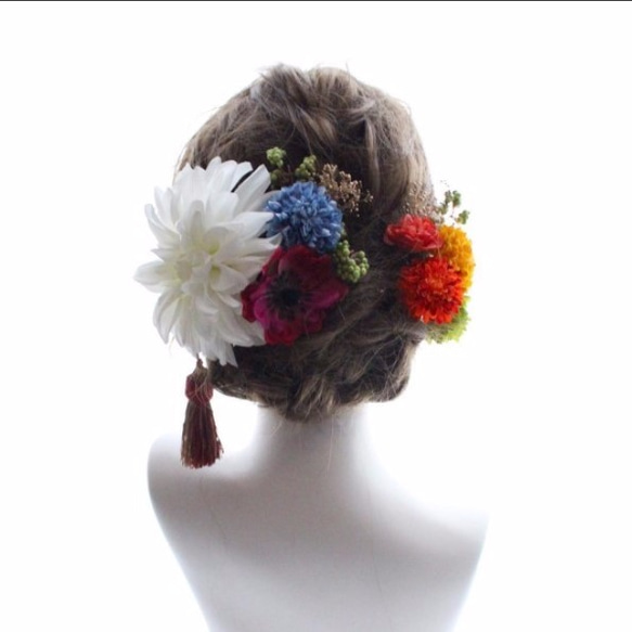 head dress* white Dahlia