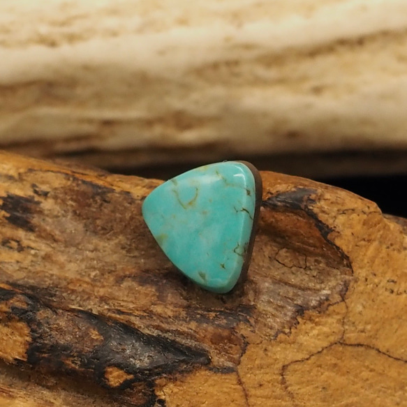 2,5ct Hachita Turquoise ハチタターコイズ H-35 ルース 天然石 ハンドメイド材料 ナチュラル