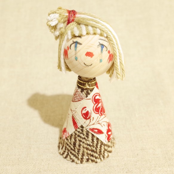 nollen kokeshi