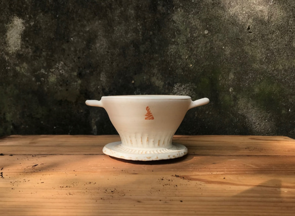 chuhsienearth 13 the coffee dripper “sunrise” handmade beige