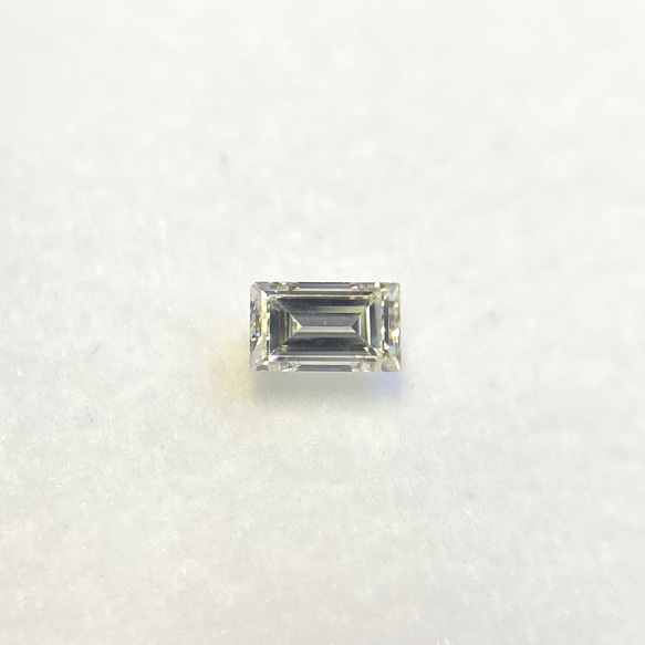 【お盆セール開催中】ダイヤモンド ルース 0.13ct 3.6×2.1mm 蛍光有