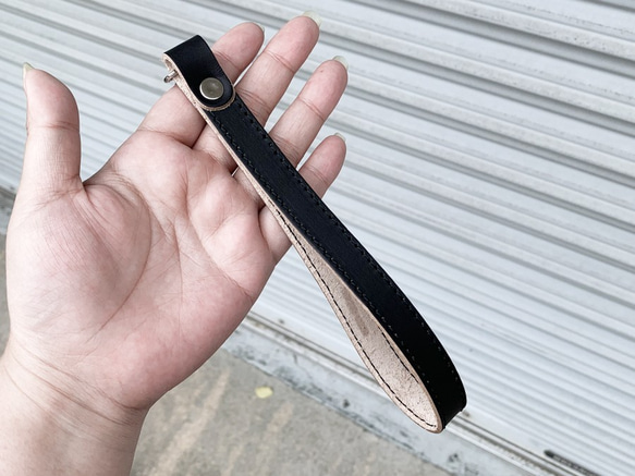 ▲BELT シンプル・モノトーンの黒「ベルトステッチ ロングストラップ」ポーチの持ち手にも（BSS-KK-K）