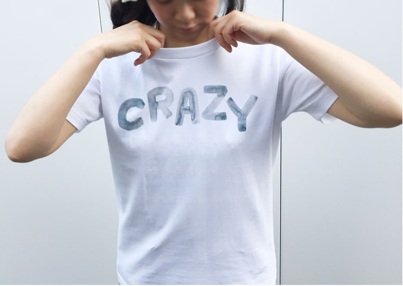 CRAZY Tシャツ