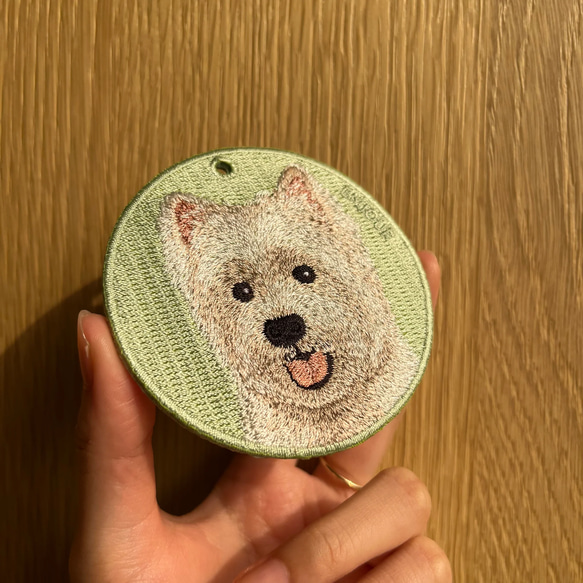 刺繍キーホルダー キーホルダー ホワイトテリア 中型犬  プレゼント 絶対に喜ばれるギフト 両面刺繍 or-065