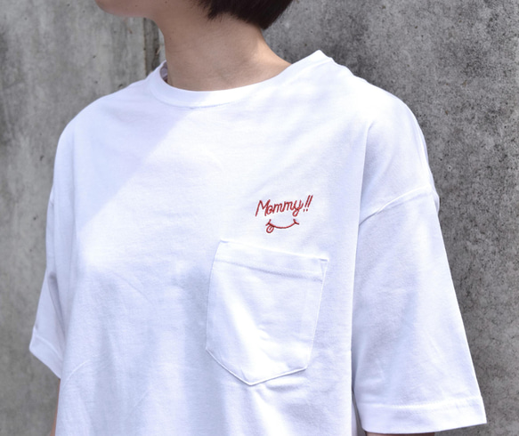 ビッグシルエット 刺繍Tシャツ Mommy!!《ホワイト》トップス 大人 お母さん