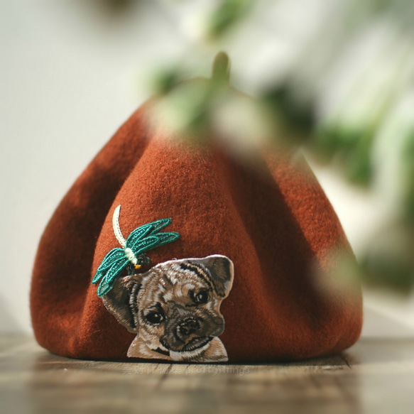 トンボと子犬の刺繍ベレー帽 ラストレッド #ラストレッド 【キャップ色変更可】 毛90%ベレー/ペインターハット/帽子/ベレー帽