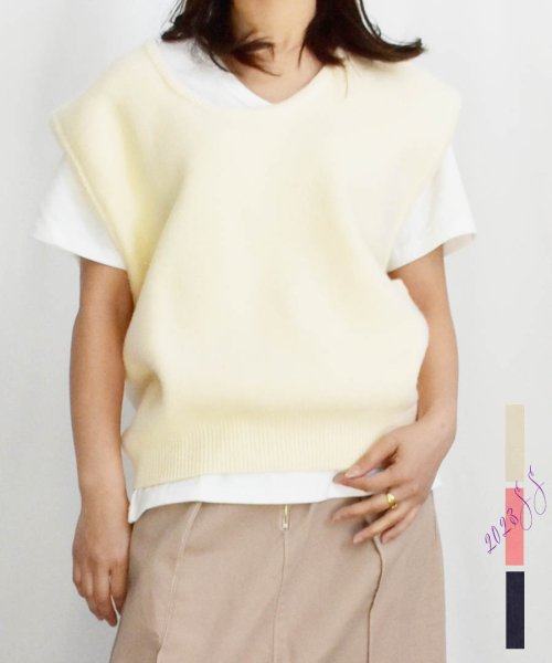 2023年SS新作　Crew－neck Color Knit Vest　25059　クルーネックカラーニットベスト　ニットベスト　ニットジレ　ニットトップス　ト