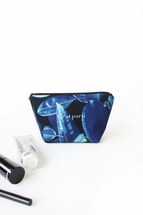 『Cest parti 』The jungle exploration  cosmetic bag / storage