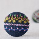 刺繍ブローチ  サンプラー カラフル刺繍 ヘアゴム ロングネックレス 変更可