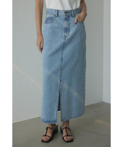 long slit denim skirt