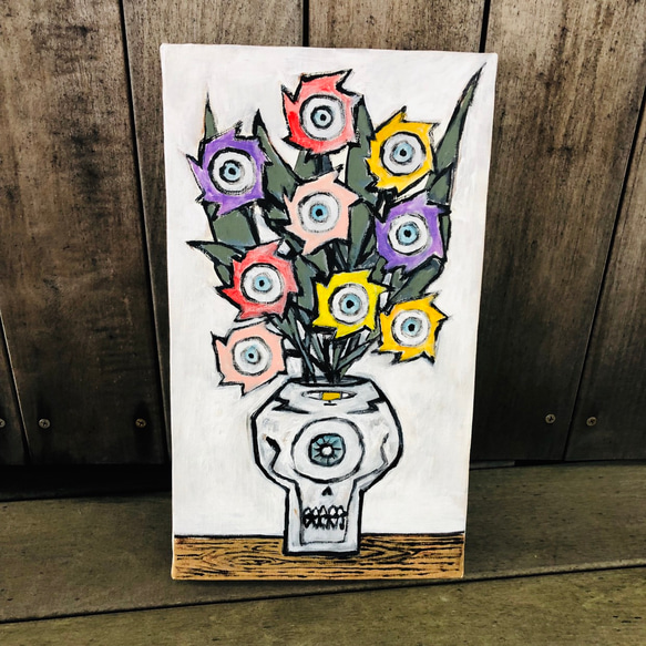 209 ☆SALE Untitled ( cyclops skull vase with flowers )