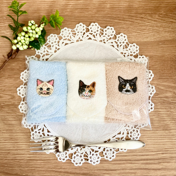 ♡猫さん刺繍とふんわりパステルカラーの泉州ハンカチ3色セット♡♡