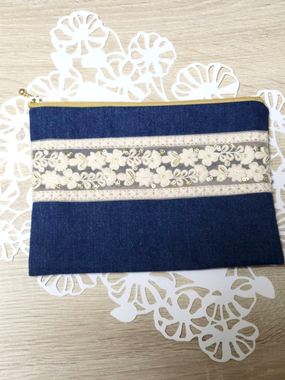 インド刺繍リボンのアシンメトリーポーチ