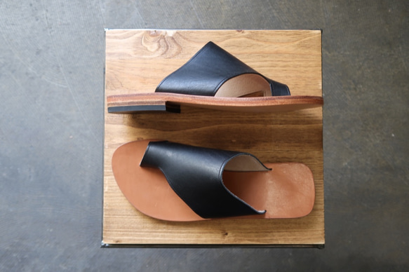 Tong sandal  / BLACK