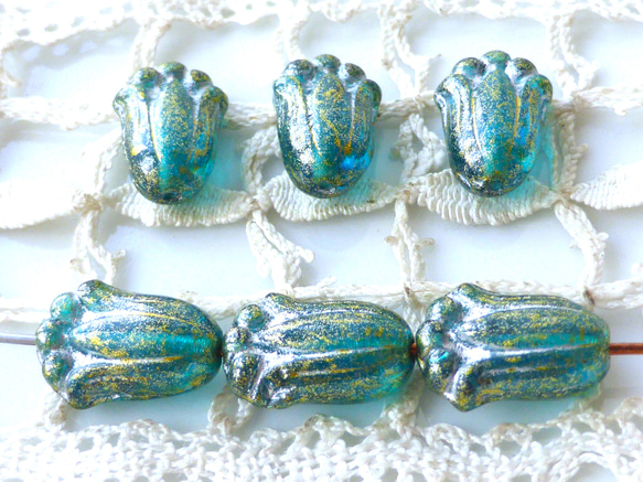 蕾　緑古金銀　チェコビーズCzech Glass Beads６個