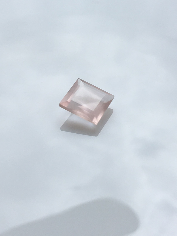 ローズクォーツ【ROSE QUARTZ】