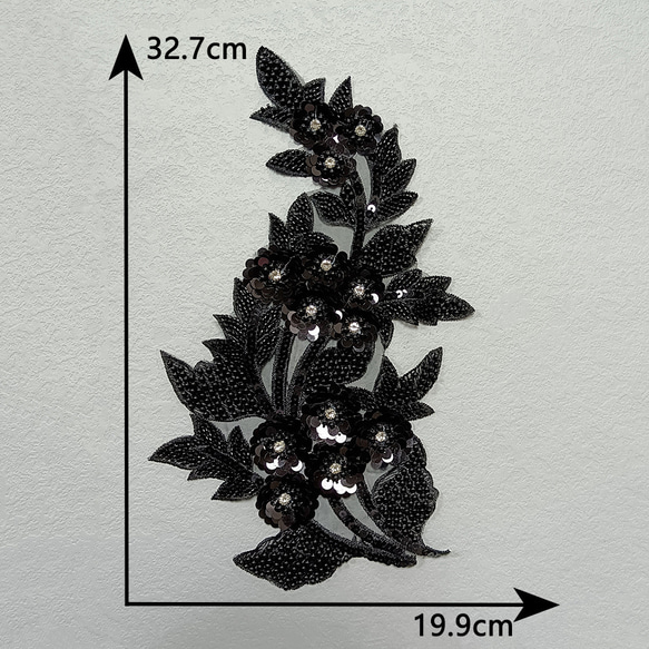 【お歳暮】スパンコールビーズフラワーモチーフ　32.7㎝＊19.9㎝　ブラック