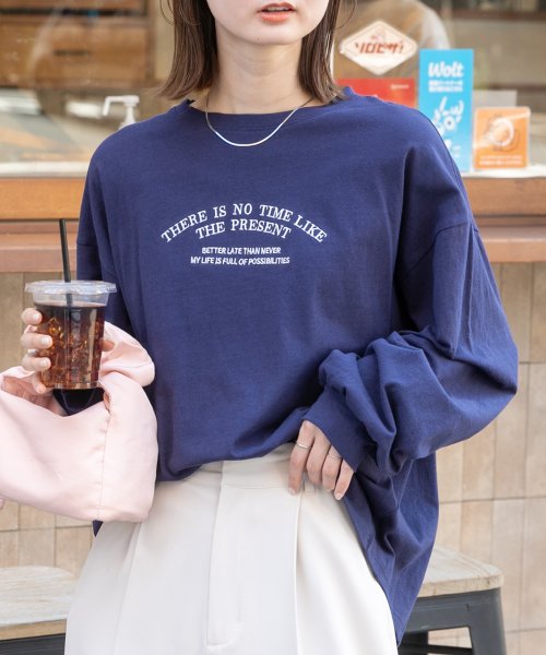 ボリュームスリーブ刺繍ロングTシャツ 秋服 秋 冬